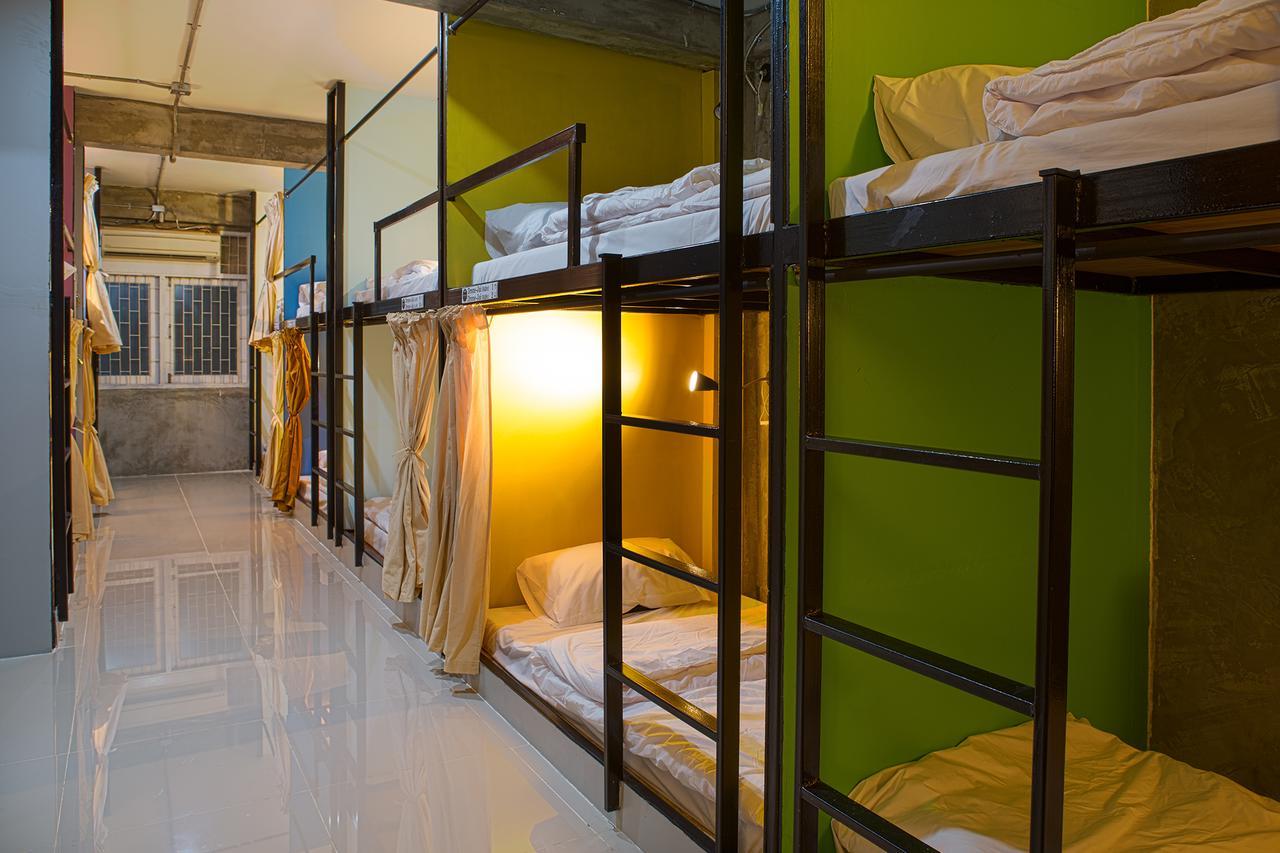 Yellow Flower Hostel Chiang Rai Exterior photo